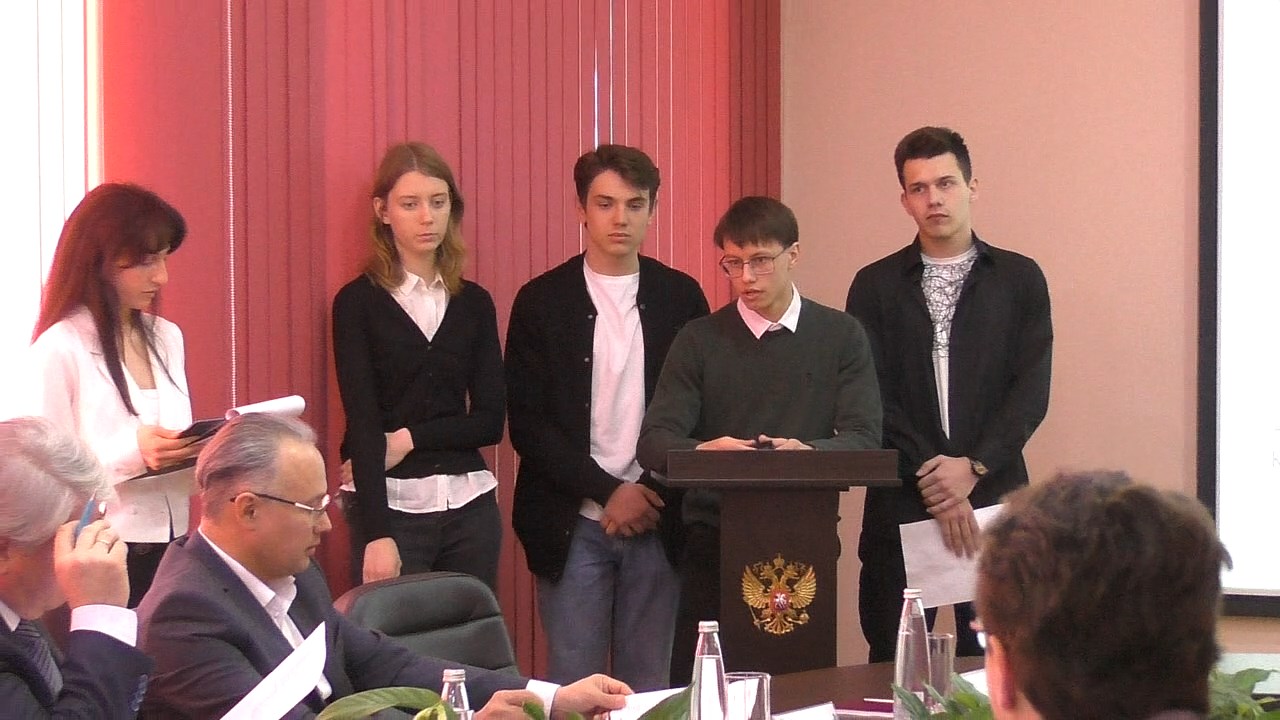 В Волжском прошел региональный этап Международного инженерного чемпионата